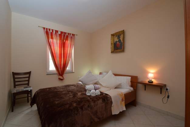 Apartment Ljiljana 2 terraces and rural peace for 4 people, Punta Križa, Cres