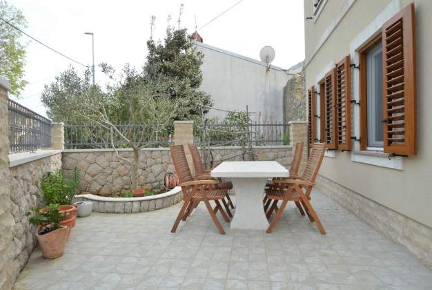 Apartment Ljiljana 2 terraces and rural peace for 4 people, Punta Križa, Cres
