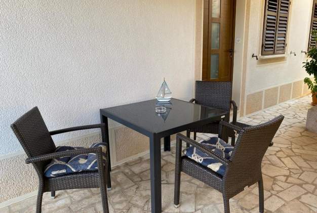 Apartmaji Maris 1 - Mali Lošinj, Hrvaška