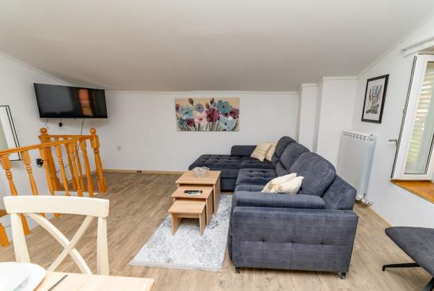 Apartment Aleks 1 Located in attractive location surrounded by flowers apartment for 2 people.