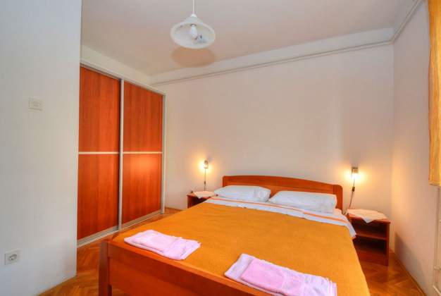 Ferienwohnung Marta 2 komfortable Familienunterkunft in der Nähe des Meeres, Mali Lošinj