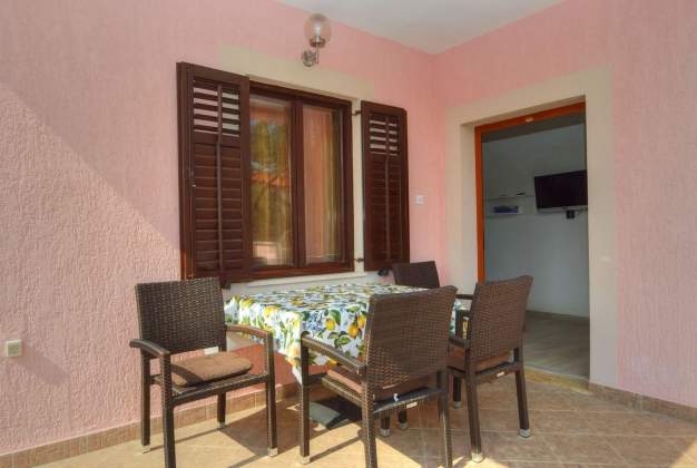 Ferienwohnung Marta 2 komfortable Familienunterkunft in der Nähe des Meeres, Mali Lošinj