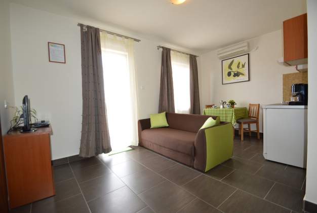 Apartment Martina 1 is an ideal choice for two in Mali Lošinj
