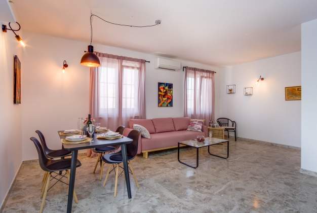 Apartment Medea, an elegant apartment with a sea view for two people - Mali Lošinj, Croatia