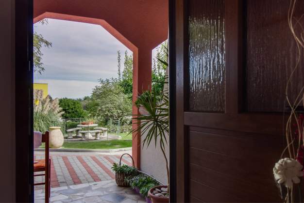 Ferienwohnungen Melisa 1 umgeben einem mediterranen Garten Erdgeschoss für 3 Personen, Mali Lošinj