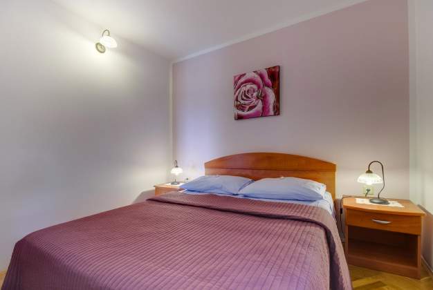 Apartment Melisa 1 surrounded by garden on the ground floor by 3 persons, Mali Lošinj.