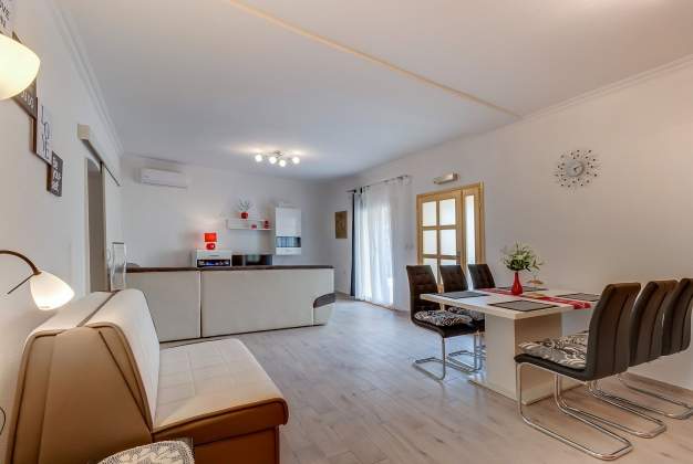 Apartment Meri 1, komfortable Unterkunft in der Nähe der Bucht von Rovenska - Veli Lošinj, Kroatien