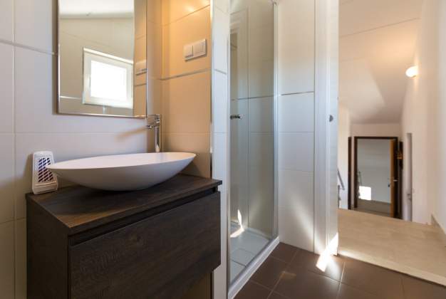 Apartment Milica 2 comfortable accommodation near the sea, Mali Lošinj – 12
