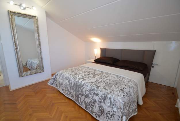 Apartment Milica 2 comfortable accommodation near the sea, Mali Lošinj