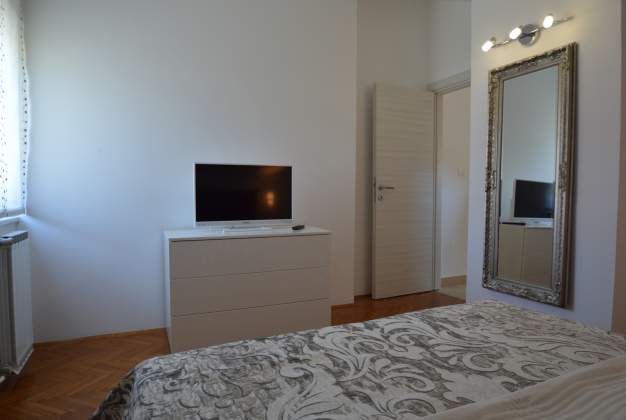Apartment Milica 2 comfortable accommodation near the sea, Mali Lošinj