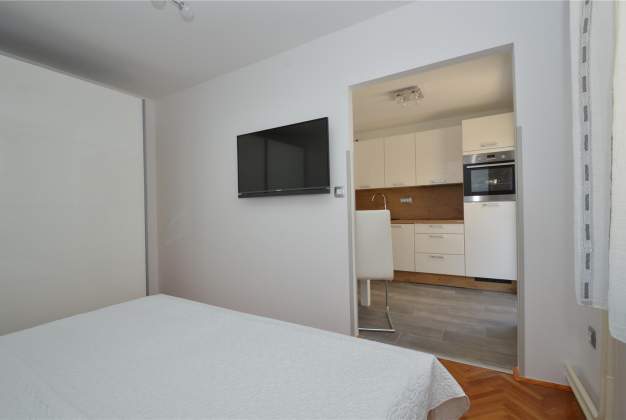 Apartment Milica 4 romantic vacation in Mali Lošinj