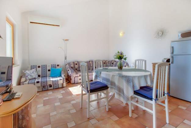 Ferienwohnungen Nadia 1 - Sveti Jakov, Kroatien
