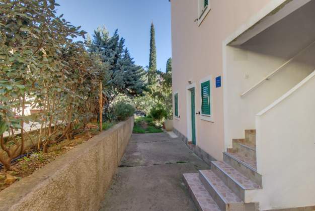 Ferienwohnungen Nadia 1 - Sveti Jakov, Kroatien