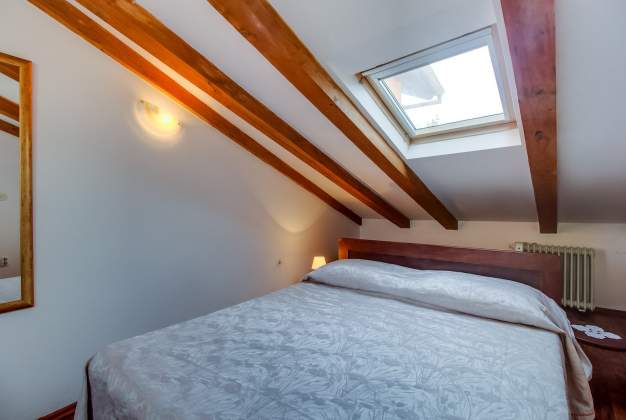 Apartment Nataša 1, modern stay in Mali Lošinj