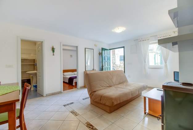 Apartment Nataša 2, cozy apartment for 2 in Mali Lošinj