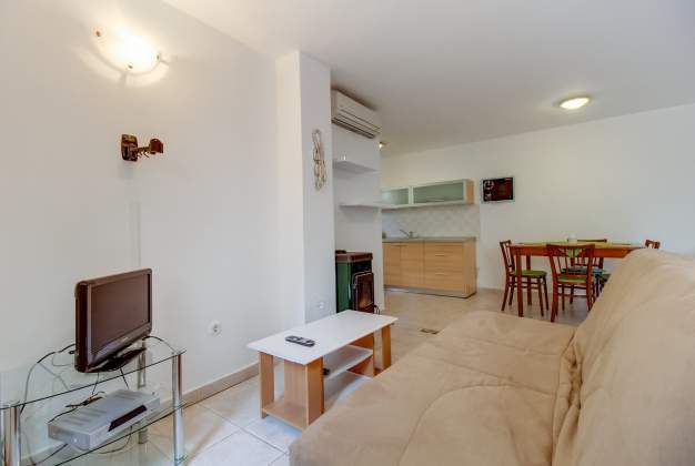 Apartment Nataša 2, cozy apartment for 2 in Mali Lošinj