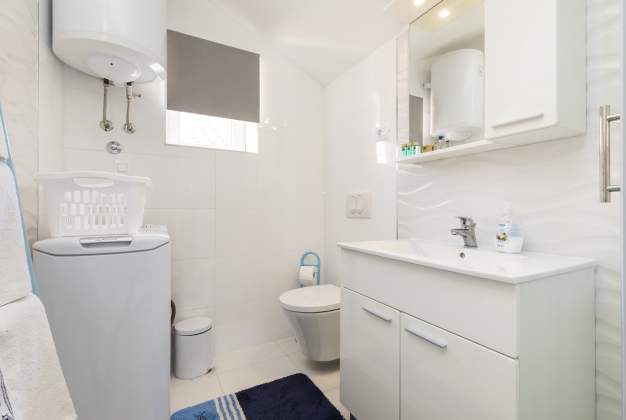 Apartman Navy 1 – Udoban smještaj 450m od plaže, Mali Lošinj