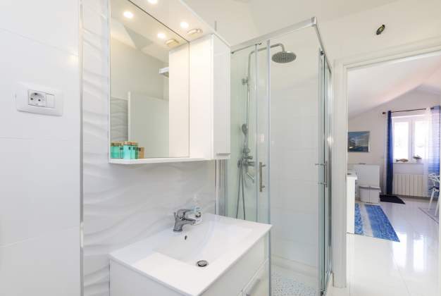 Apartman Navy 1 – Udoban smještaj 450m od plaže, Mali Lošinj