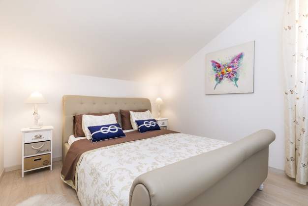 Apartman Navy 1 – Udoban smještaj 450m od plaže, Mali Lošinj