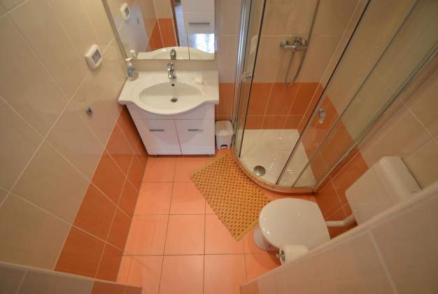 Apartment Neda 2 - simple and relaxing vacation for 2 people Mali Losinj