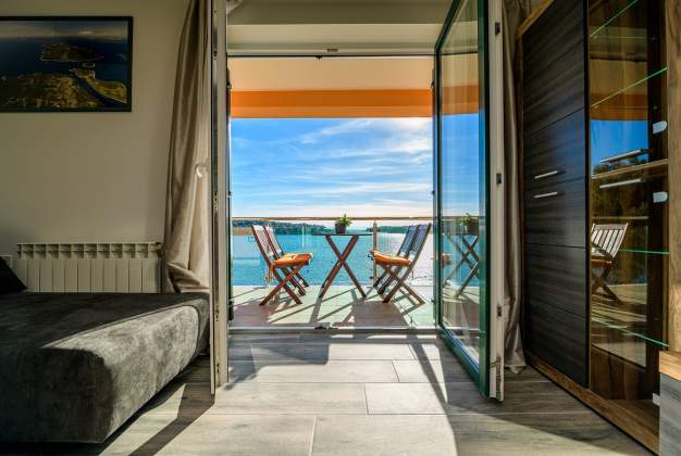 Apartment Kamelia sea view, for 3 people in Poljana, Mali Lošinj
