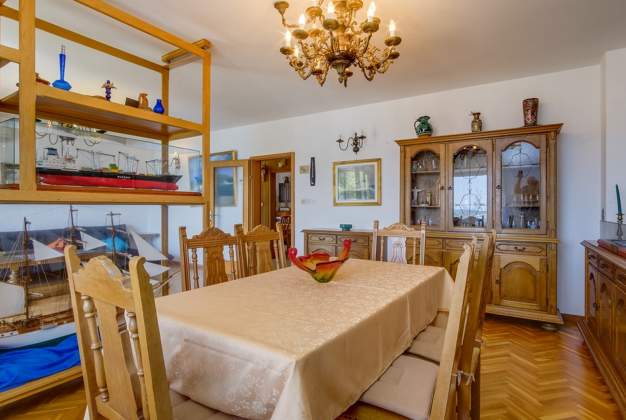 Magnolia apartment with sea view, Mali Lošinj