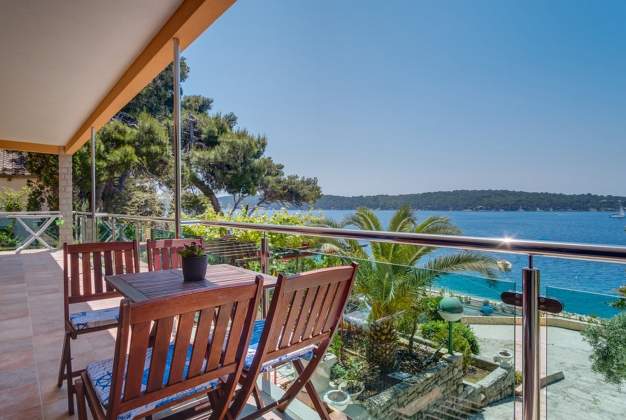 Magnolia apartment with sea view, Mali Lošinj
