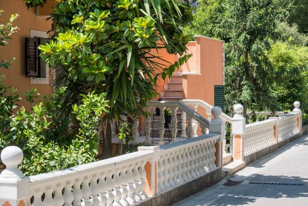 Magnolia apartment with sea view, Mali Lošinj