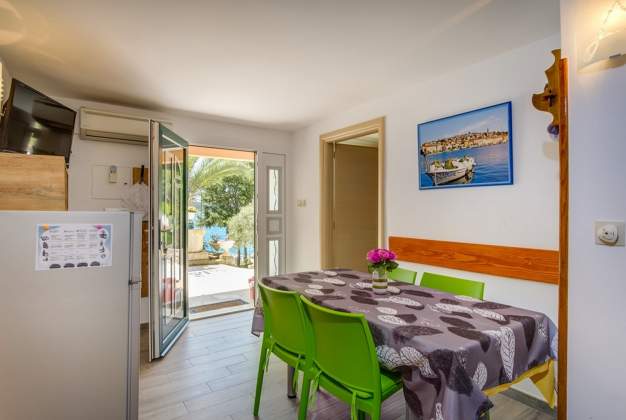 Apartment Gardenia sea view, 2 bedrooms in Poljana, Mali Lošinj