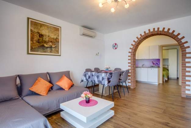 Apartment Lavanda with a view for three people in Poljana, Mali Lošinj