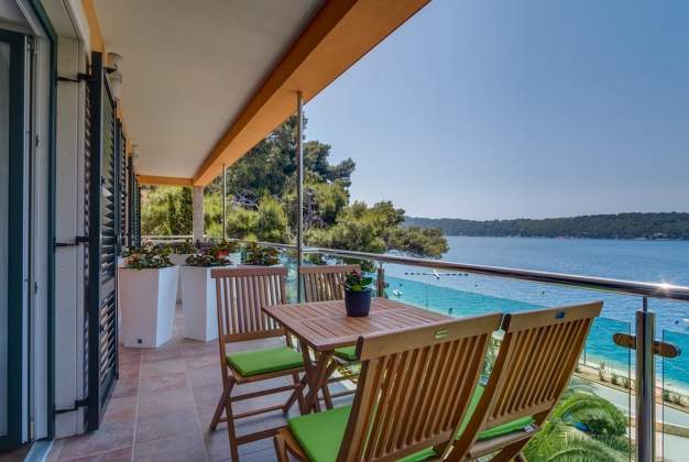 Apartment Lavanda with a view for three people in Poljana, Mali Lošinj