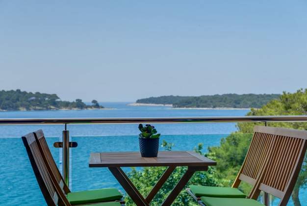 Apartment Lavanda with a view for three people in Poljana, Mali Lošinj