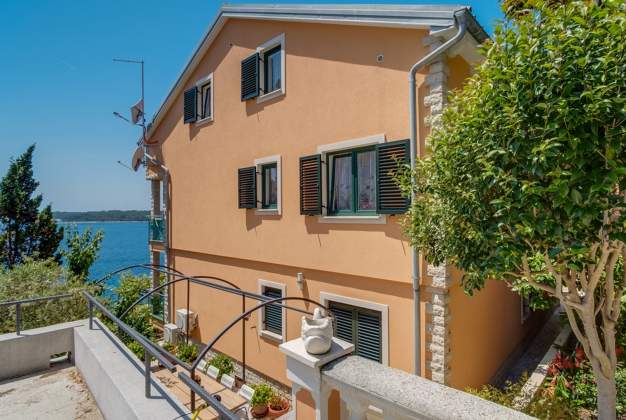 Apartment Lavanda with a view for three people in Poljana, Mali Lošinj