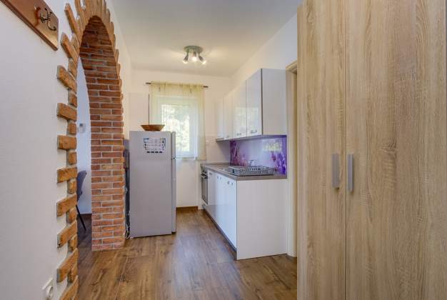Apartment Lavanda with a view for three people in Poljana, Mali Lošinj