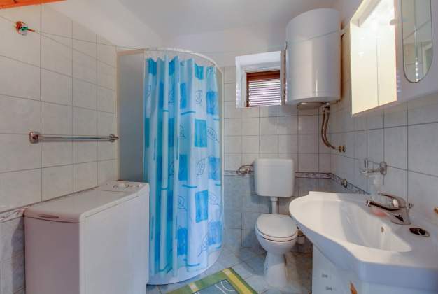Apartment Nevia 1 charming accommodation in the old town, Mali Lošinj