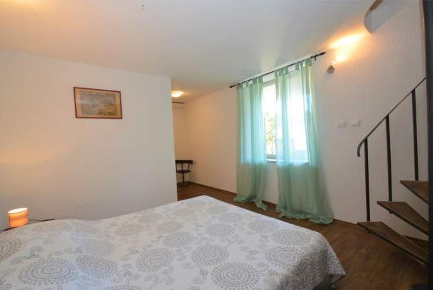 Apartment Brod, 100m from the sea, Artatore, Mali Lošinj