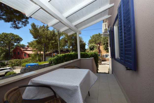 Apartment Brod, 100m from the sea, Artatore, Mali Lošinj