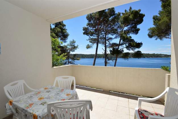 Apartment Nina 2 - Mali Losinj, Croatia