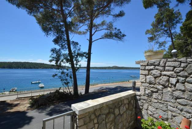 Apartment Nina 2 - Mali Losinj, Croatia