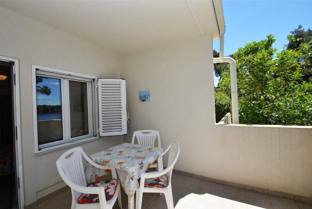 Apartment Nina 2 - Mali Losinj, Croatia