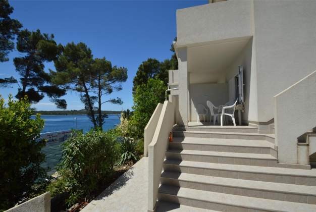 Apartmaji Nina 3 - Mali Lošinj, Hrvaška