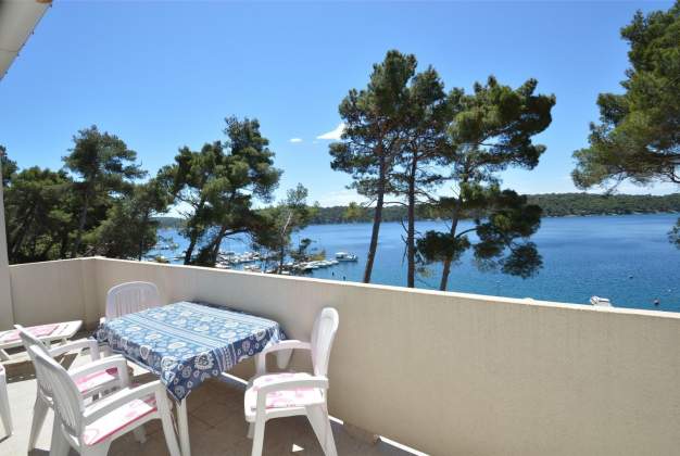 Apartmaji Nina 5 - Mali Lošinj, Hrvaška