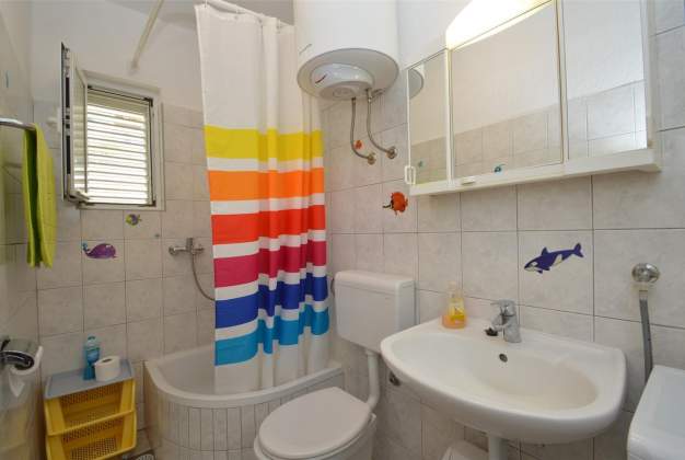 Apartmaji Nina 5 - Mali Lošinj, Hrvaška