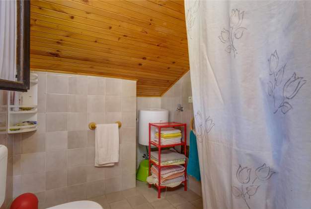 Apartman Nona 2 - rustikalni apartman za 4 osobe, Miholašćica, Hrvatska