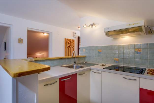 Apartment Nona 2 rustic apartment for 4 people Miholascica