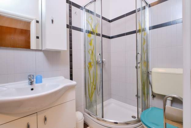 AApartment Orangina 1, close to the center and the beach of St. Martin, Mali Lošinj