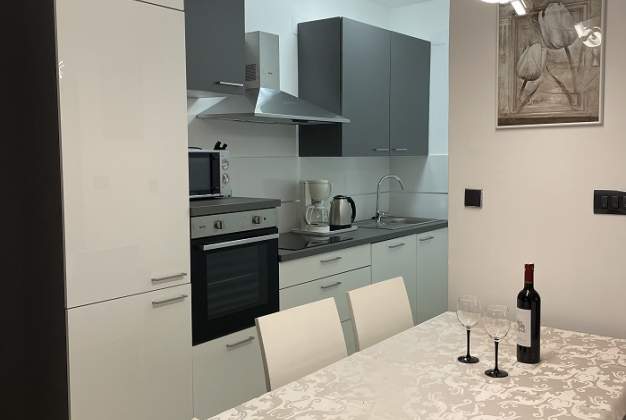 Apartment Orangina 3, sea View, 100m from the beach, Mali Losinj