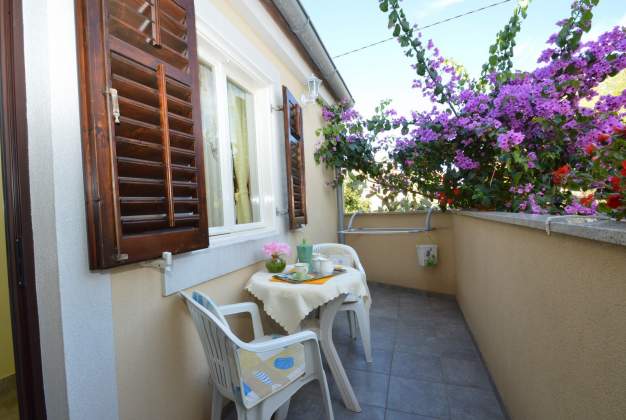 Apartment Orhideja 1, Cozy Stay in Mali Lošinj Center