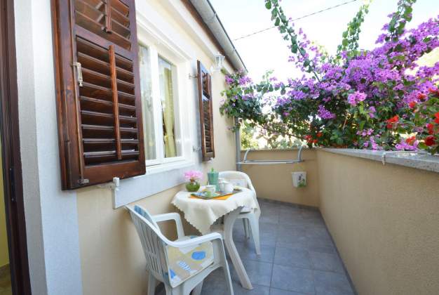 Apartment Orhideja 1, Cozy Stay in Mali Lošinj Center
