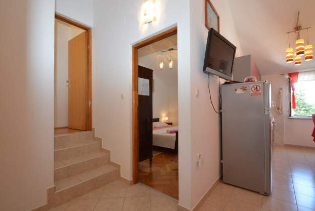 Apartment Orhideja 2, Spacious Stay in Mali Lošinj